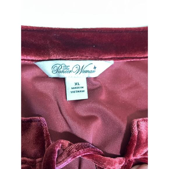 Pioneer Woman red velvet embroidered boho style top,great for holidays size XL - Picture 3 of 7